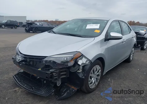 2018 Toyota Corolla Le z USA, uszkodzony, nr VIN 2T1BURHE3JC003192